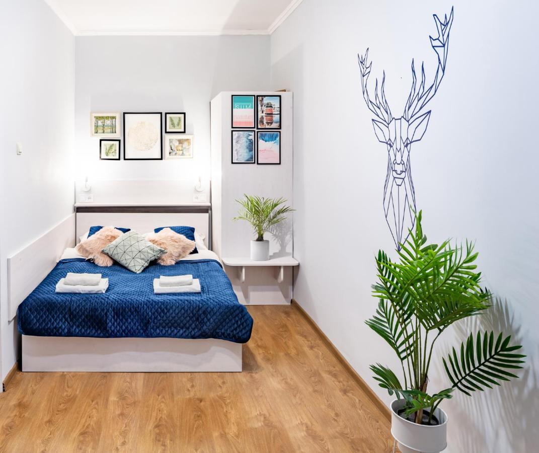 Rainbow Apartment Near Rynok Sq 리비프 외부 사진