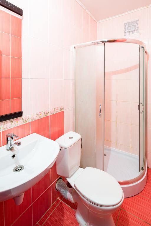 Rainbow Apartment Near Rynok Sq 리비프 외부 사진
