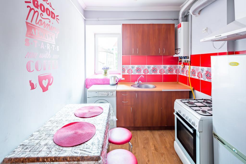 Rainbow Apartment Near Rynok Sq 리비프 외부 사진